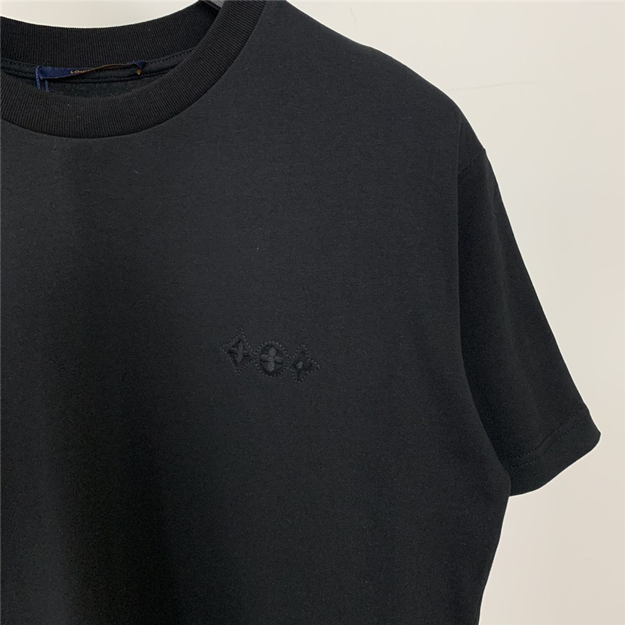 Replica LV Men T-Shirts Louis Vuitton Fashion Clothing L60155 for
