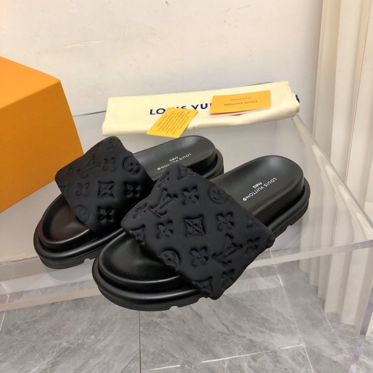 Does anyone know of and LV fluffy mules/sides reps or dupes?? :  r/DesignerReps