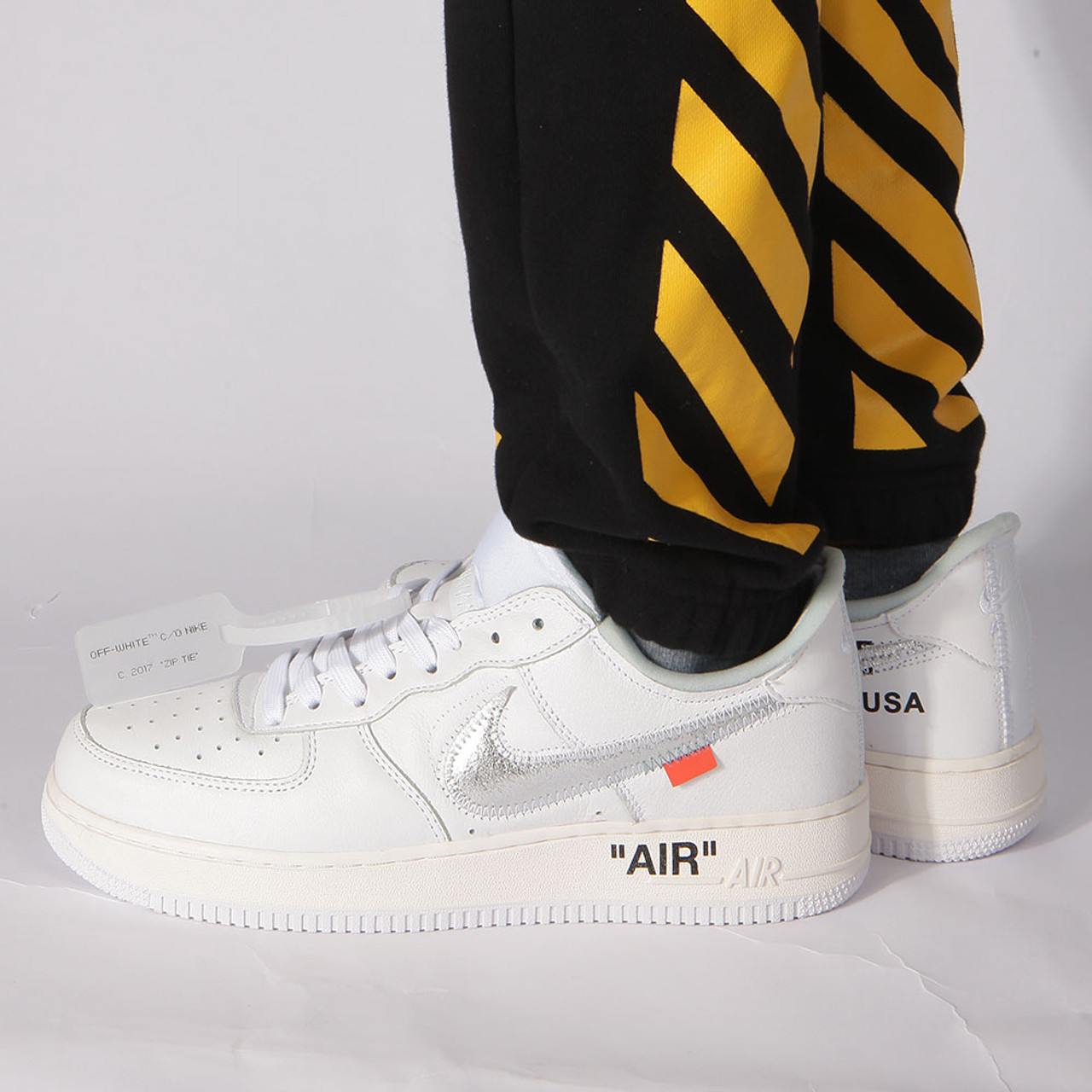 where to buy the best stockX UA High quality replica off-white x nike Air  force one AF1 white colorway sneakers Hypedripz is the best high quality  trusted clone replica fake designer hypebeast