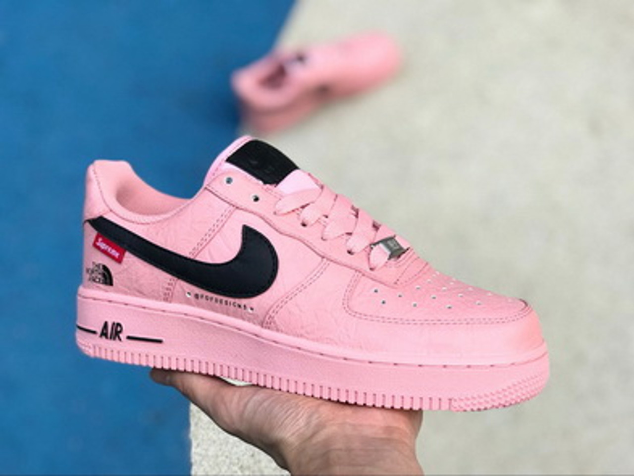 Nike Air Force 1 - Pink LV X Supreme - Sneakers Custom Opplain