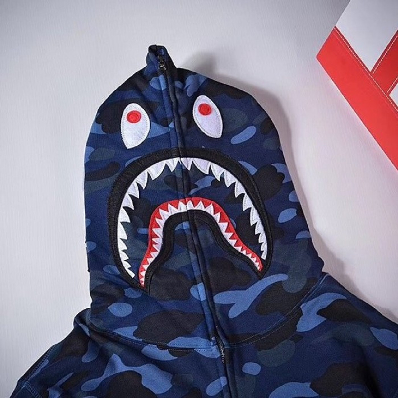 husky reps bape｜TikTok Search