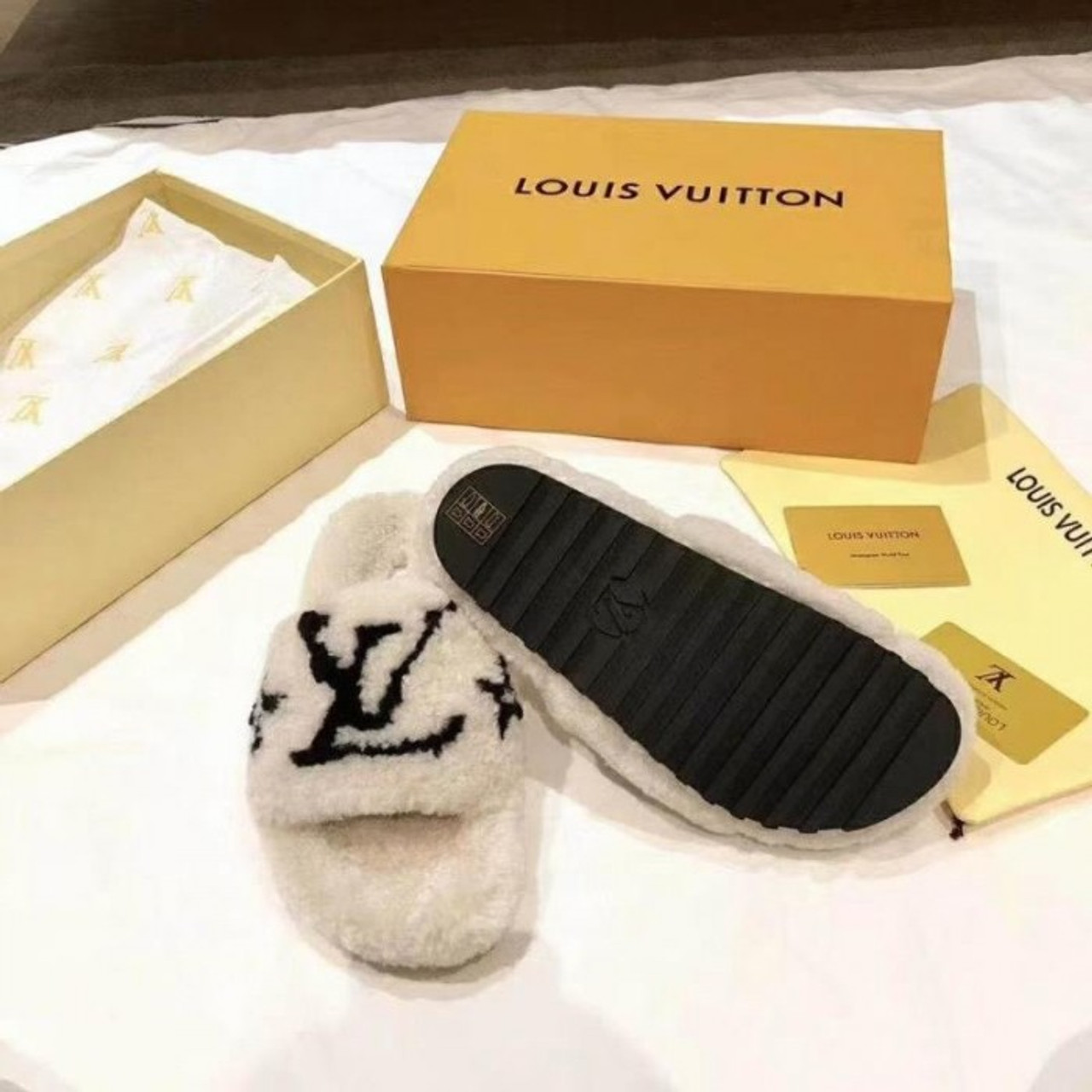 LV fur slides