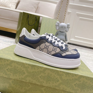 High quality replica UA Gucci GG embossed sneaker blue canvas, Sneaker High quality replica UA Gucci GG embossed sneaker blue canvas, Sneaker