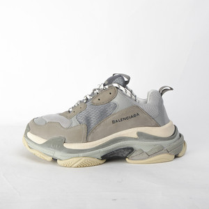 UA High quality replica Balenciaga triple s trainer sneakers gray color UA High quality replica Balenciaga triple s trainer sneakers gray color