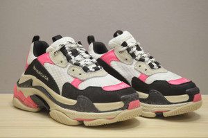 UA High quality replica Balenciaga Triple S trainers pink and white color sneakers UA High quality replica Balenciaga Triple S trainers pink and white color sneakers