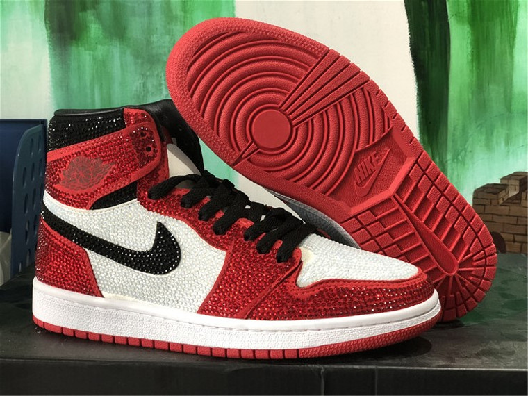 where to buy the best stockX UA High quality replica Air Jordan 1 AJ theshoesurgeon The North Pole Chicago colorway Hypedripz is the best quality trusted clone replica designer replica yeezy replica offwhite replica balenciaga replica travis scott seller website 2021  UA High quality replica Air Jordan 1 AJ theshoesurgeon The North Pole Chicago colorway HypeDripz™