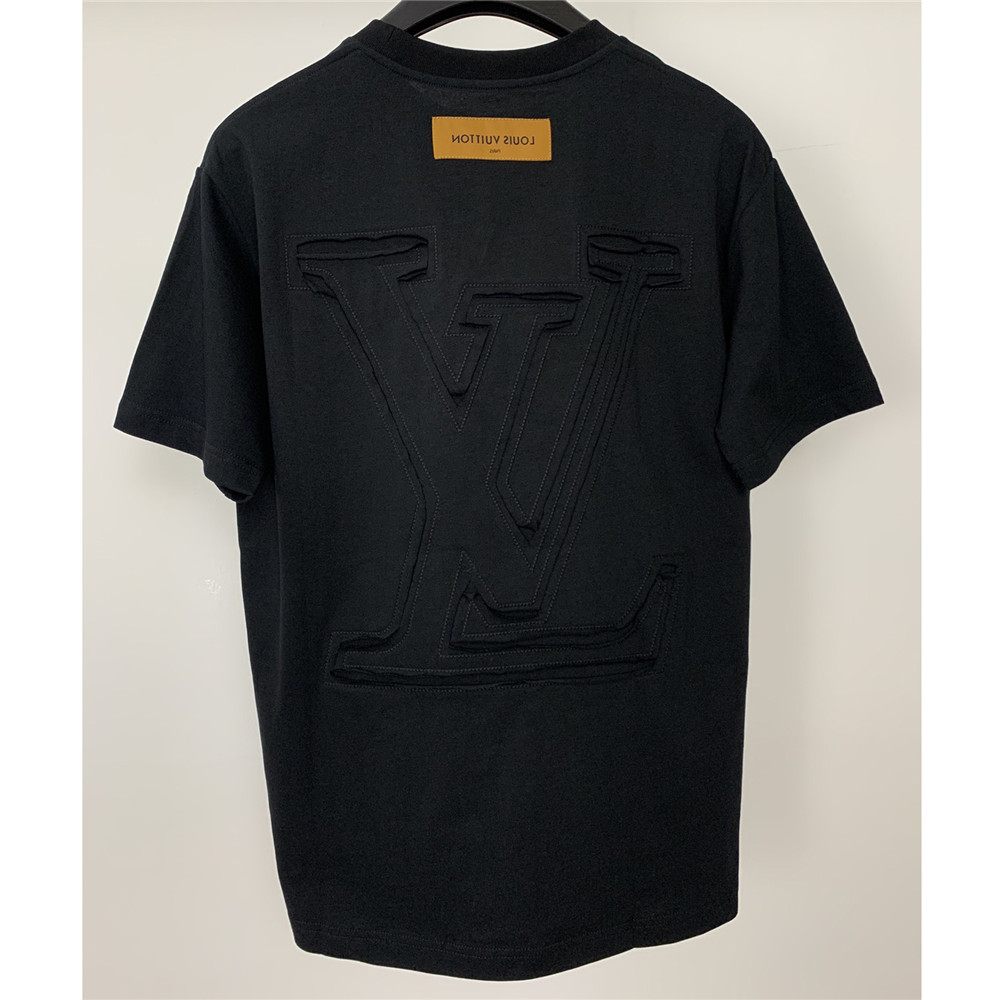 Buy Replica Louis Vuitton Floating LV Printed T-shirt In Black - Buy  Designer Bags, Sunglasses, Shoes, Clothing, Headphone & Earphone, Watch -  KKMall