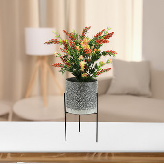 META011BK -  Reversible Black Metal Vase Stand - 10.25" H  (1 pc)
