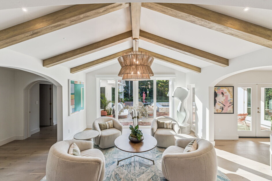 Driftwood Faux Wood Beams in Blonde Oak