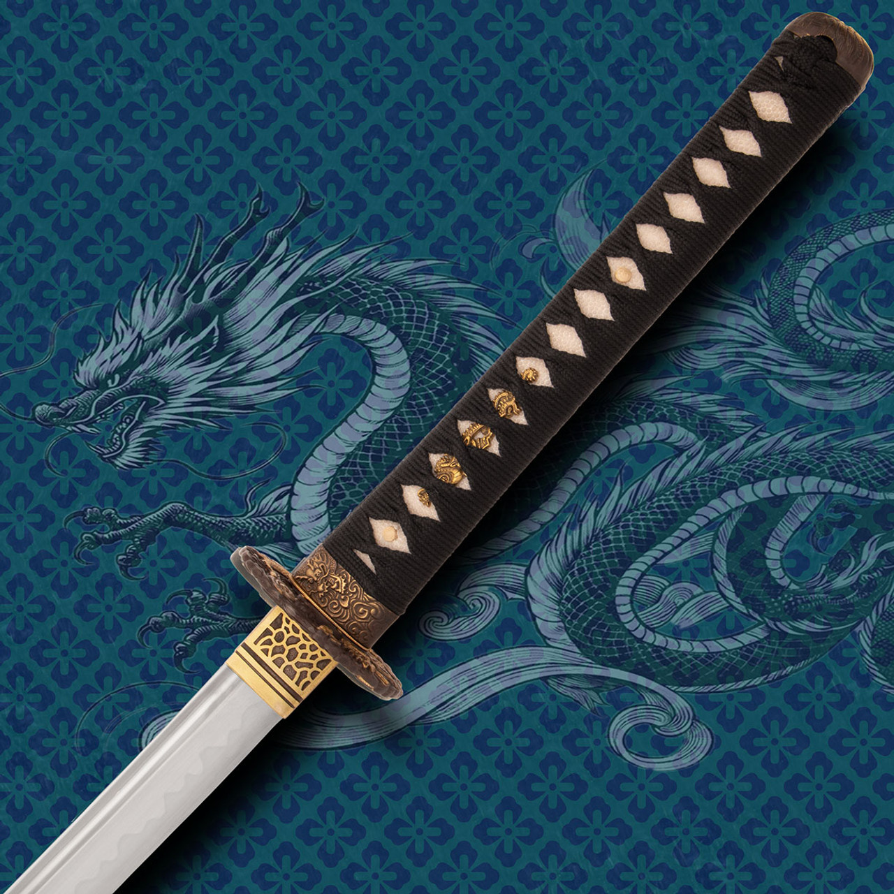 Shogun Ryū Tatsu Katana hilt with genuine Rayskin grip