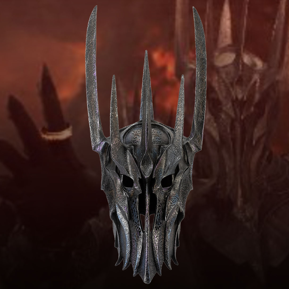 Helmet of Sauron made in reinforced polyresin with a leather-lined and padded interior