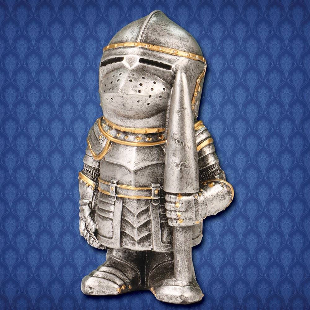Shorty Bascinet Knight Statue | Museum Replicas