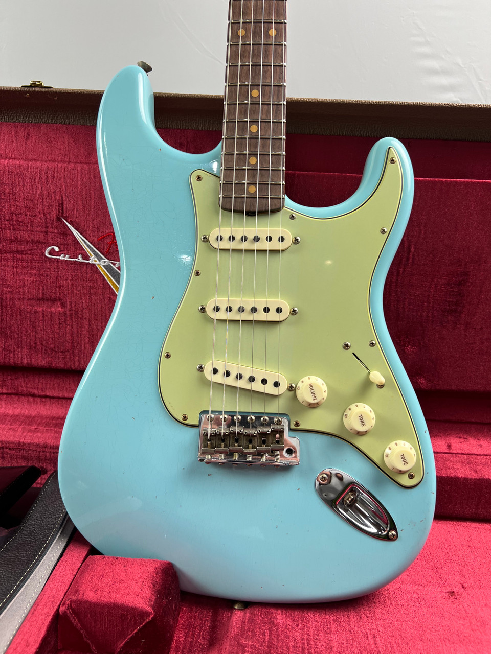 Fender Custom Shop Limited Edition '59 Stratocaster Journeyman Relic Super  Faded Aged Daphne Blue