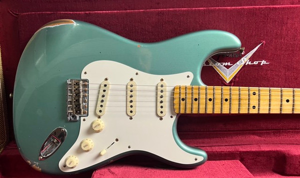 Fender Custom Shop Limited Edition '57 Stratocaster Relic Faded Aged Sherwood Metallic