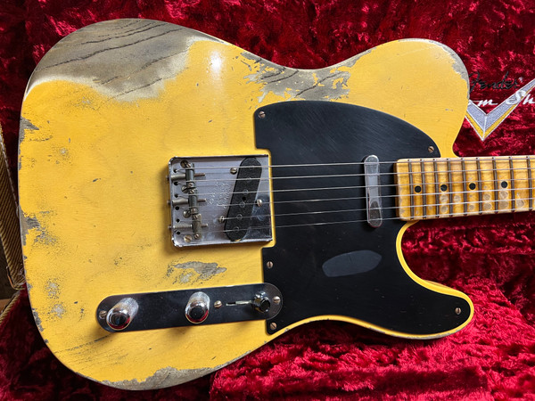 Fender Custom Shop 52 Telecaster® Heavy Relic®, Maple Neck, Aged Nocaster® Blonde