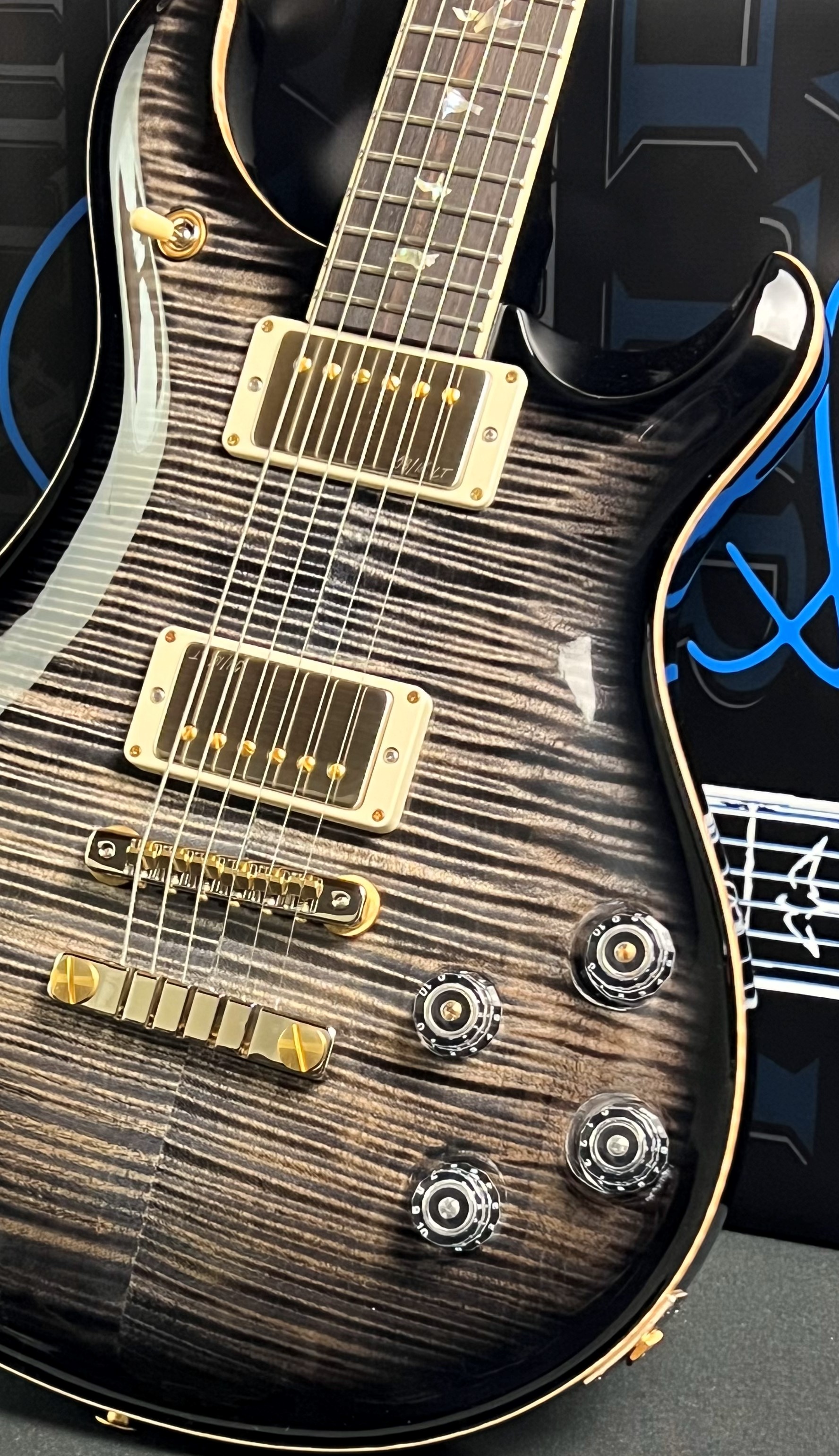 PRS McCarty 594 2023 Charcoal Burst 10 Top - Guitar Maverick