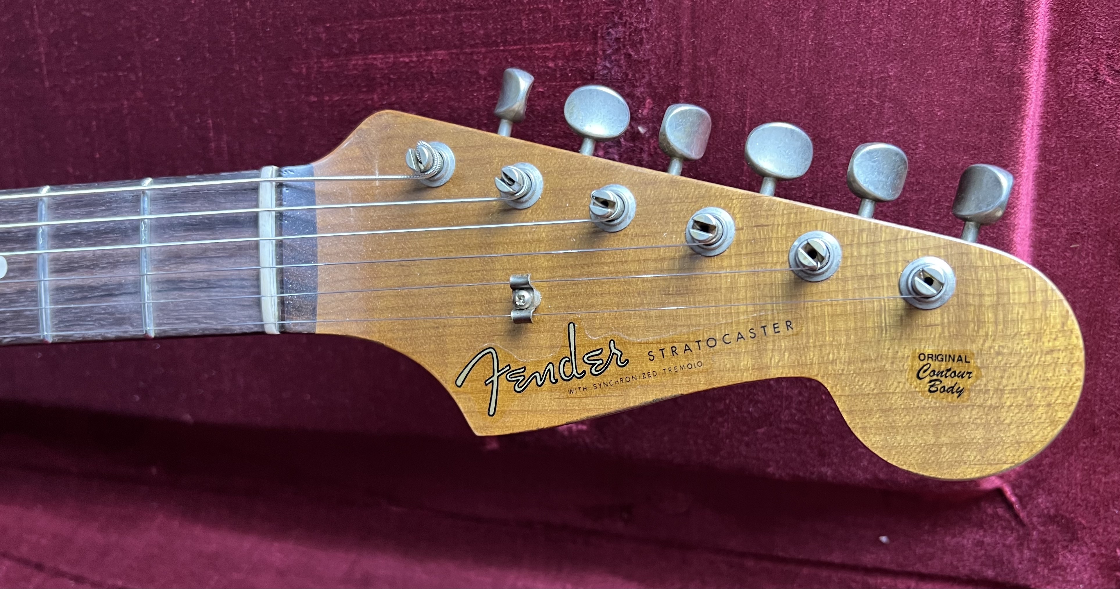 ギター Component RelicVintageC.A.R Stratocaster 1962 Stratocaster® Relic® | Time Machine Series | Fender