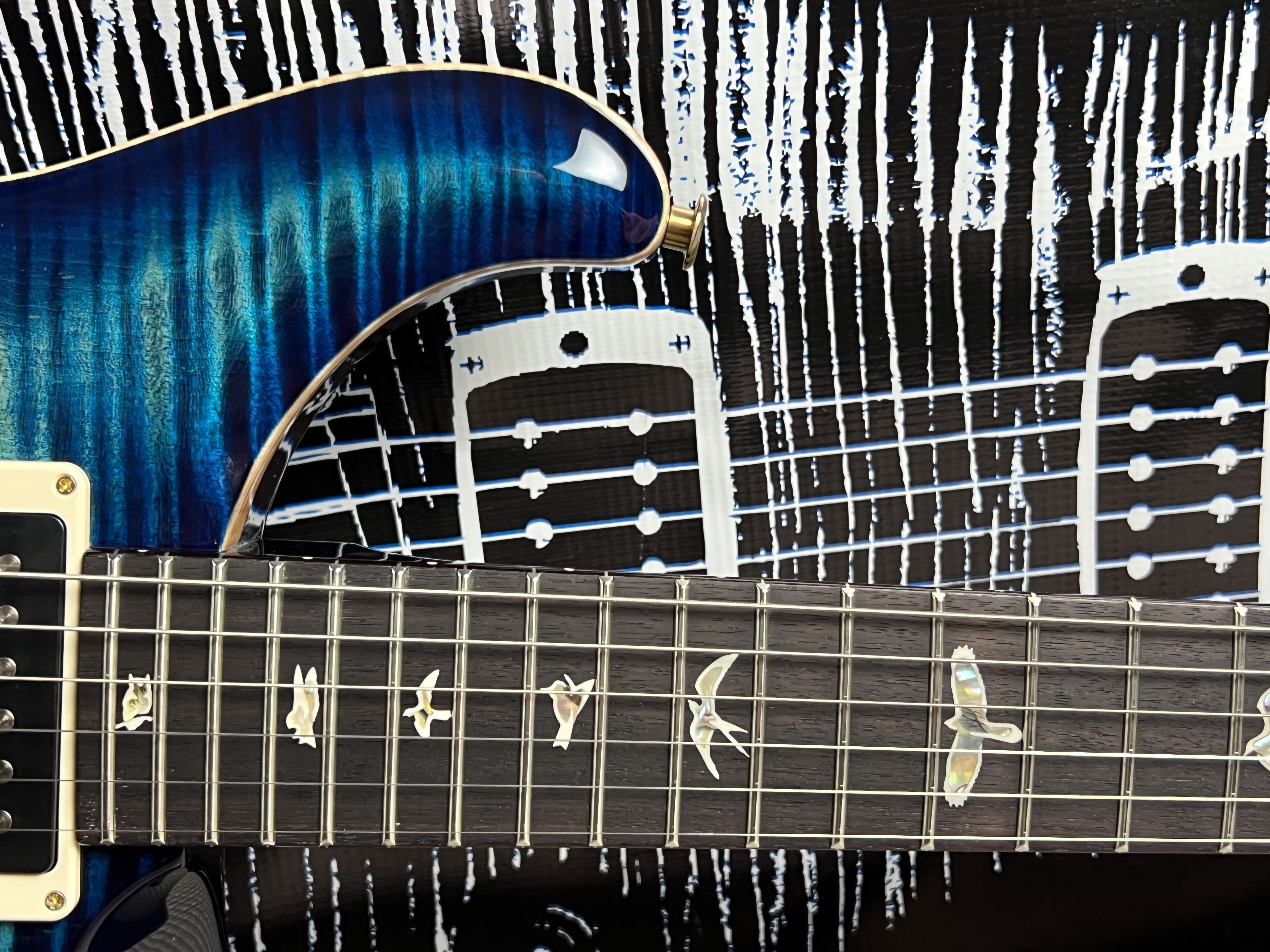 <23年モデル> ほぼ新品PRS Custom 24 PRS SE Custom 24-08 Quilt Top Charcoal Cherry Burst Electric