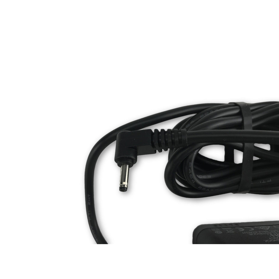 Iridium AC Travel Charger and International Plug Kit Bundle