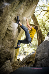 Zapatos de escalada Black Diamond Momentum en uso