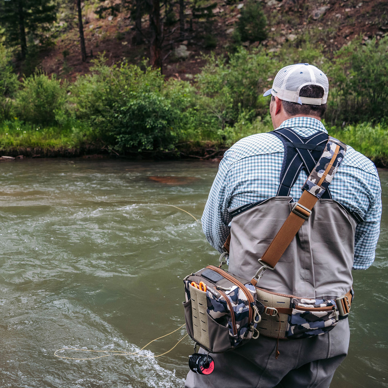 Umpqua Ledges ZS2 650 Waist Pack Fly Fishing with Integrated Net Slot
