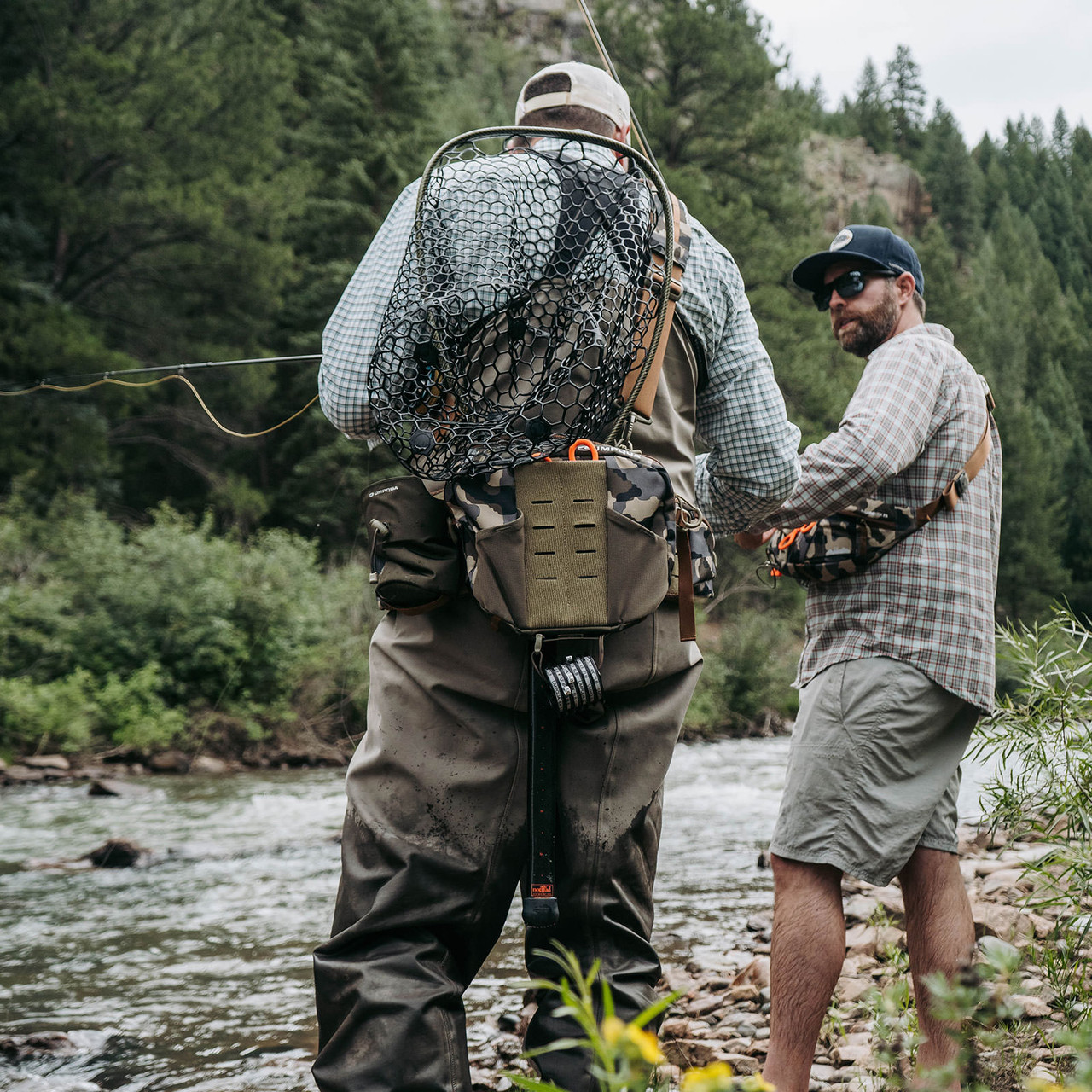 Umpqua Ledges ZS2 650 Waist Pack Fly Fishing with Integrated Net Slot