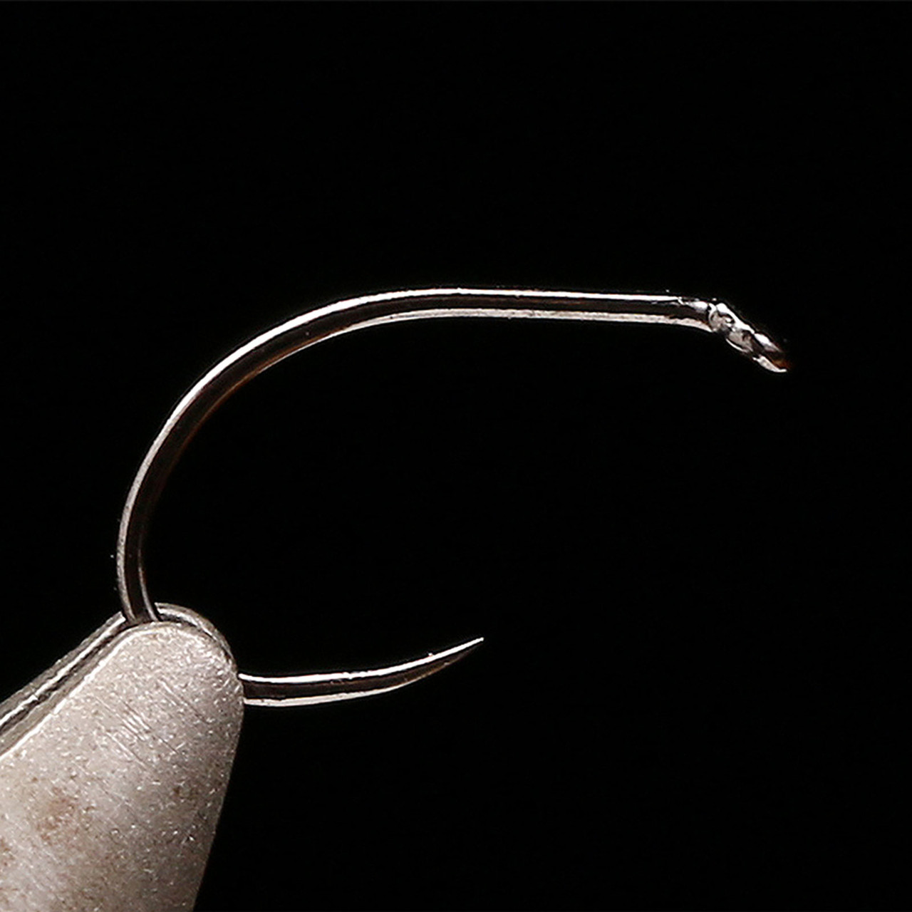 Kona BC1 Curved Nymph Scud Pupa Barbless Hooks
