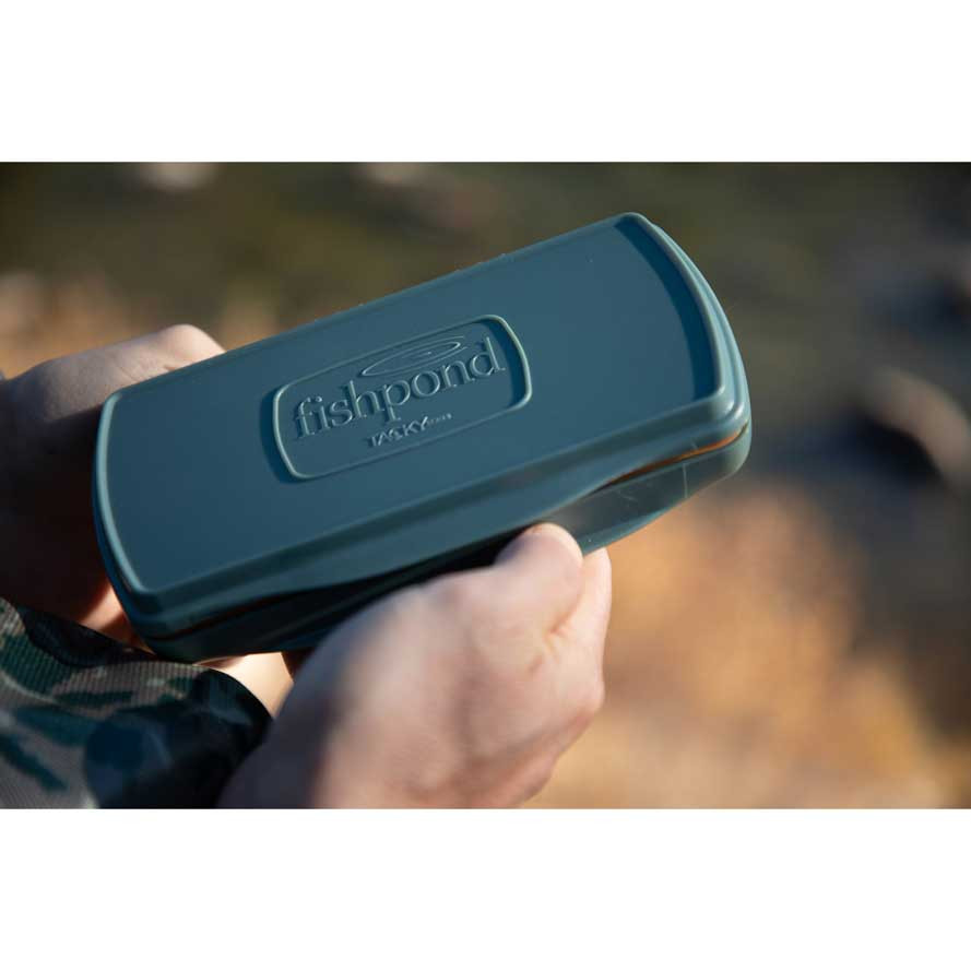 Fishpond Tacky Pescador Fly Box MagPad Smoke Grey