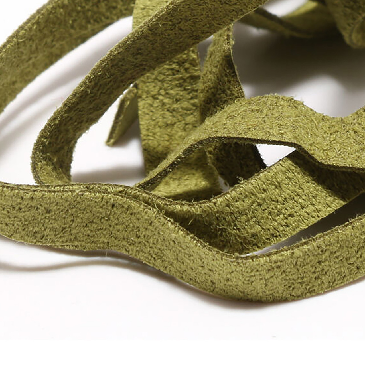 Hareline Leech Leather Strip Olive