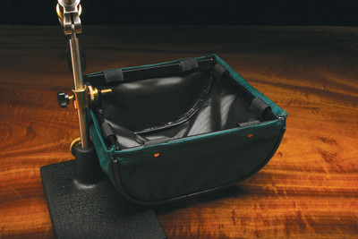 Hareline Deluxe Garbag Fly Tying Trimming Waste Trash Bag