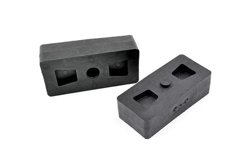 Universal 1.5" Fiberglass Reinforced Nylon Rear Lift Blocks - Rough Country 6591