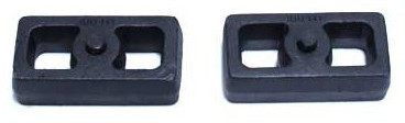 2002-2008 Dodge RAM 1500 2wd 1.5" MaxTrac Cast Lift Blocks - 810015