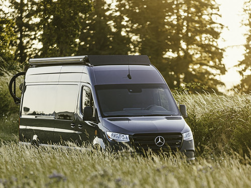 Flatline Van Company Sprinter 170" Standard Rack With Light Bar Fairing - SP0127B