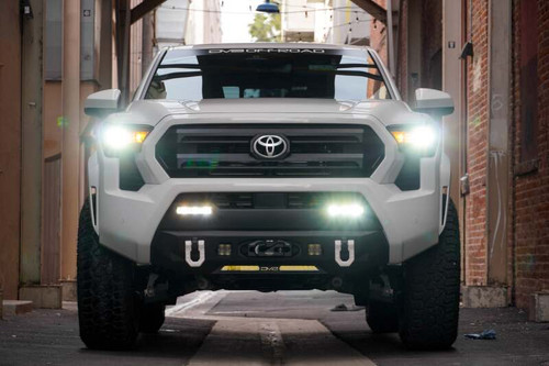 Toyota Tacoma Centric Front Bumper - DV8 Offroad FBTT1-08
