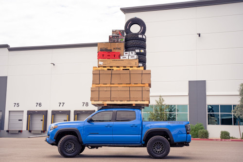 2016-2023 Toyota Tacoma Roof Rack With Light Pocket - Rago Fabrication AC680650103