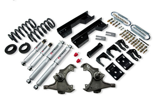 1990-1996 Chevy C2500 2WD (Extended Cab) 5/8" Lowering Kit w/ Street Performance Shocks - Belltech 722SP
