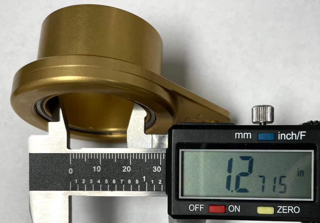 Stanwood Wind Sculpture Non Tangle Flagpole Swivel/Rotating Ring