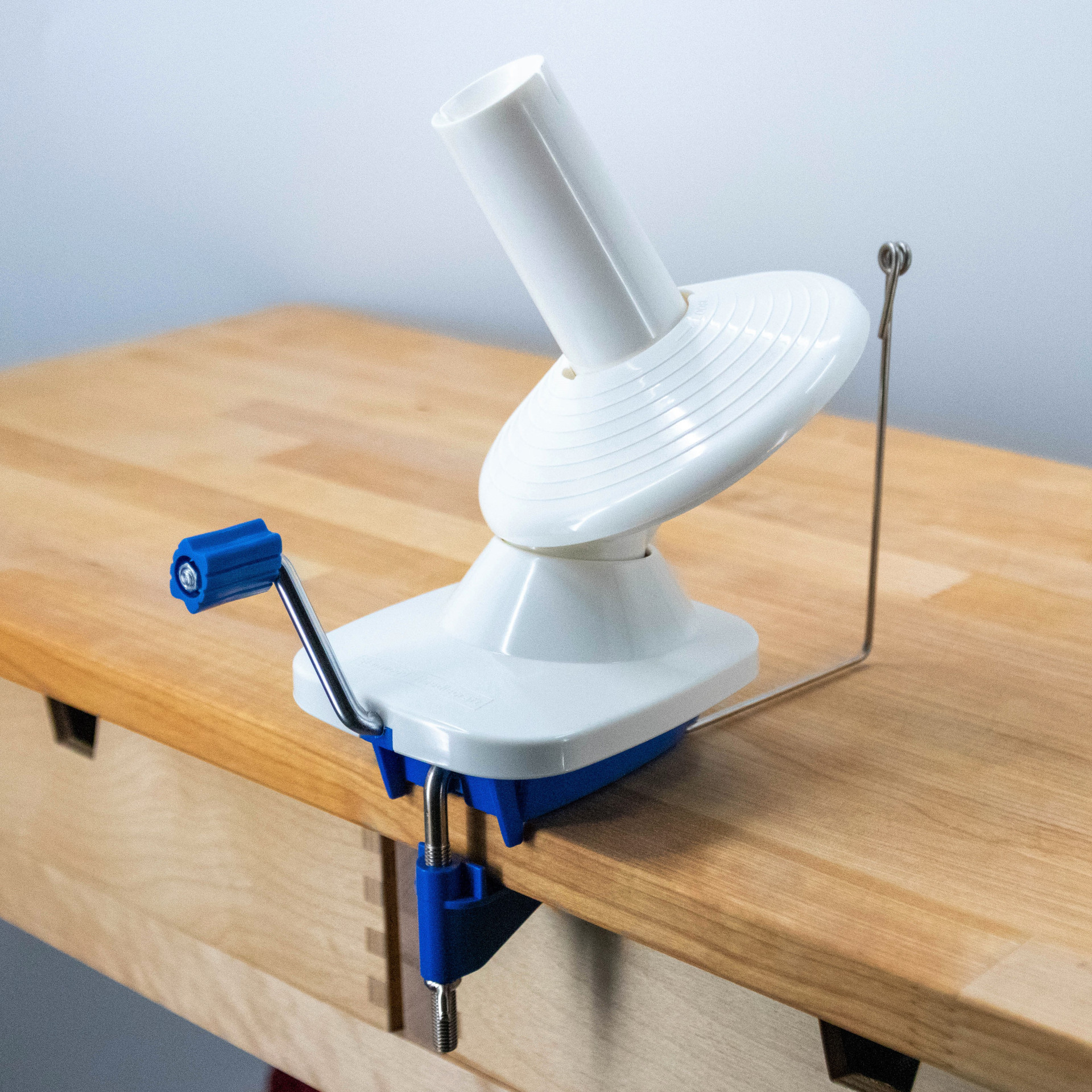 Stanwood Needlecraft Compact Yarn Ball Winder 7 Oz YBWM Stanwood