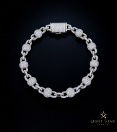 18mm 7 Middle Big Diamond Necklace - 20" White Gold