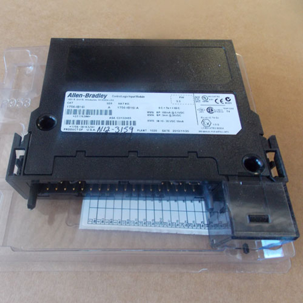 白木/黒塗り ALLEN BRADLEY 1771-IA SERIES C, INPUT MODULE, 120V AC/DC, NEW  #194032