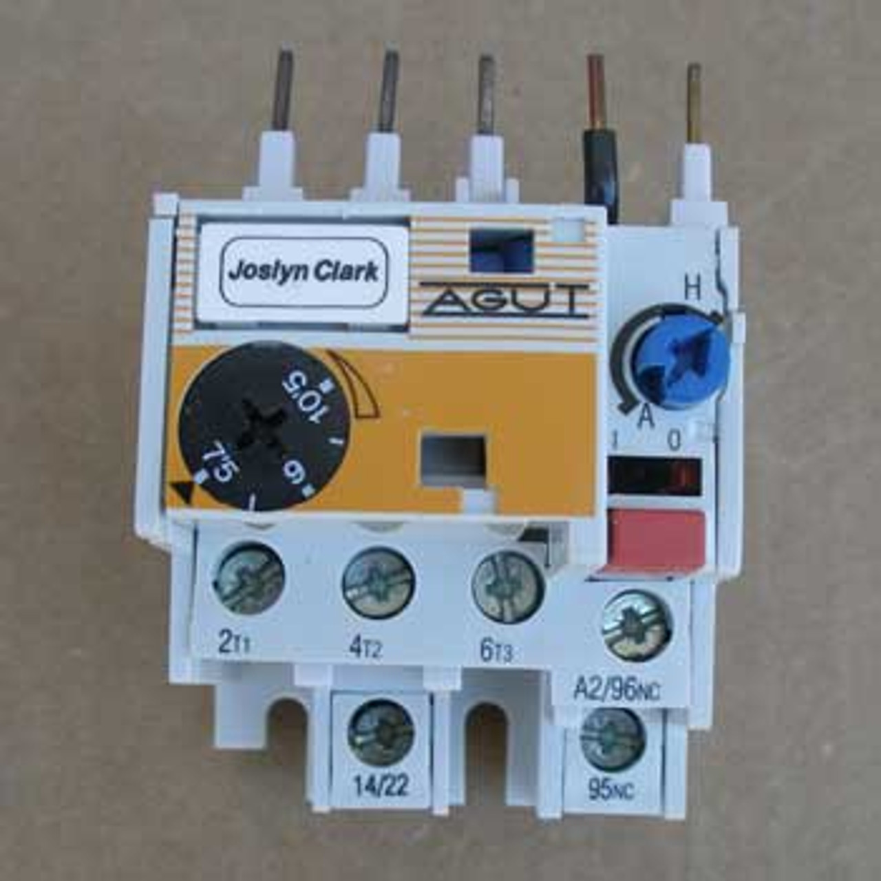 Joslyn Clark MT03N Auxiliary Contactor 7.5-10.5 Amp