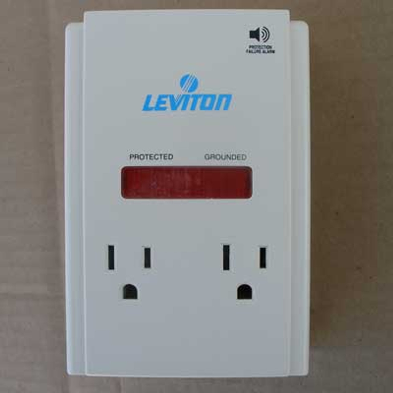 Leviton 4900-P Surge Protected 6-Outlet Adapter 15 Amp 125VAC