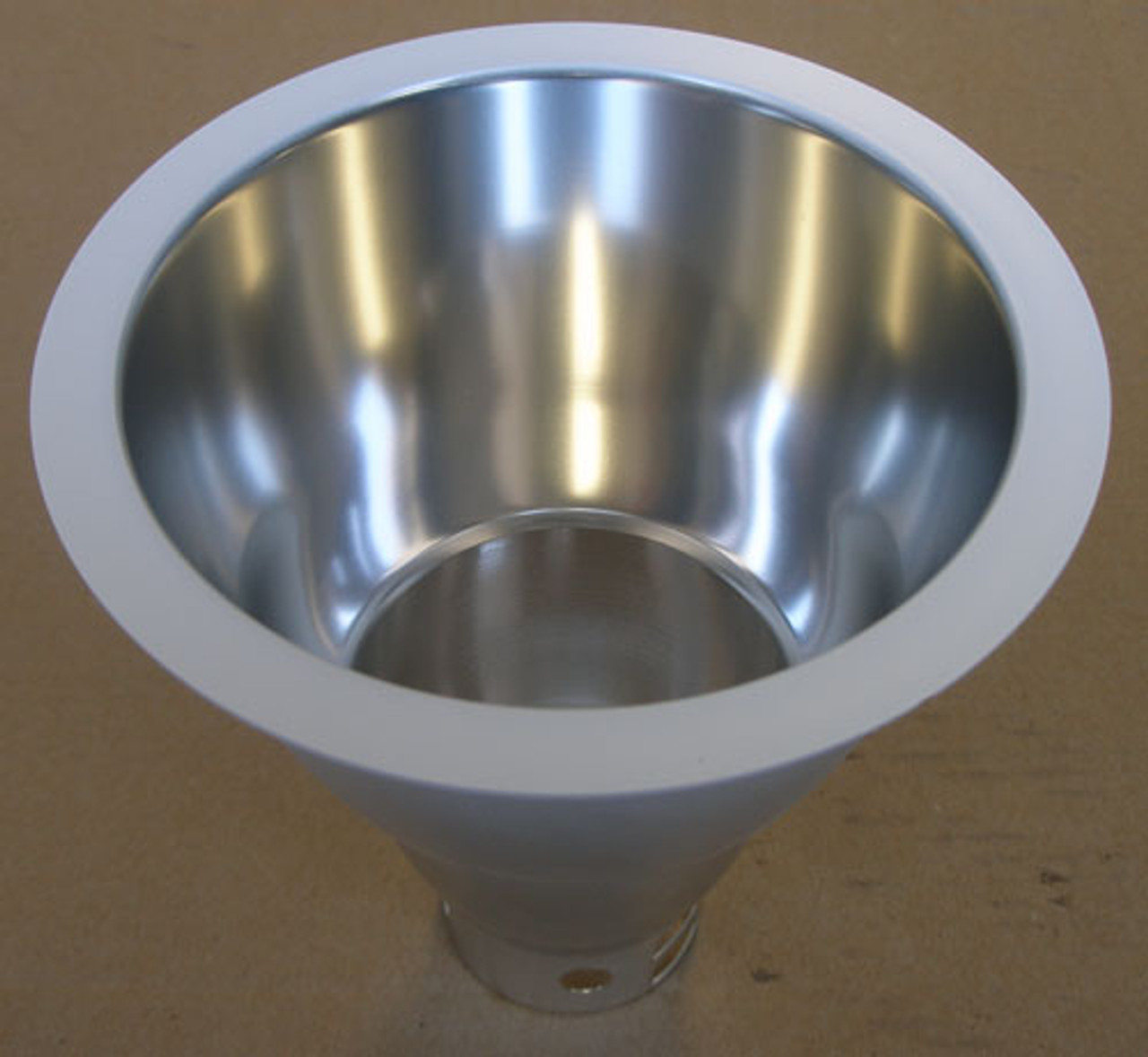 Lightolier 8021CCLW 6" Open Recessed Calculite CFL Downlight - New