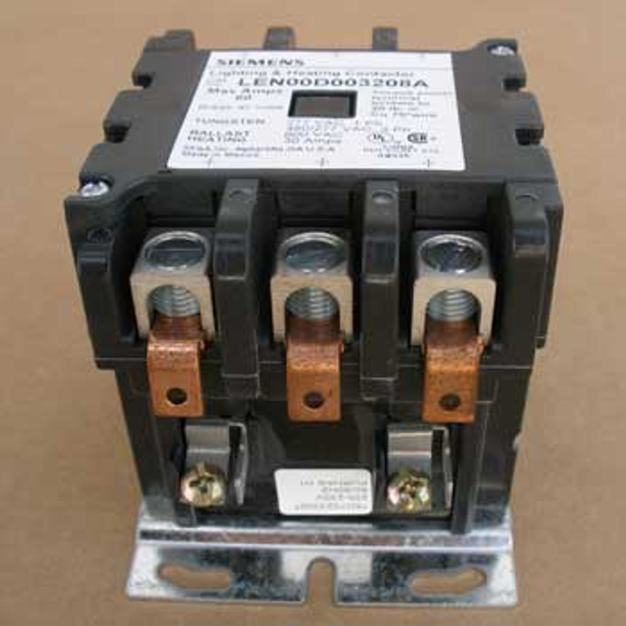 Siemens LEN00D003208A 60 Amp 208V 3 Pole Lighting Contactor Open