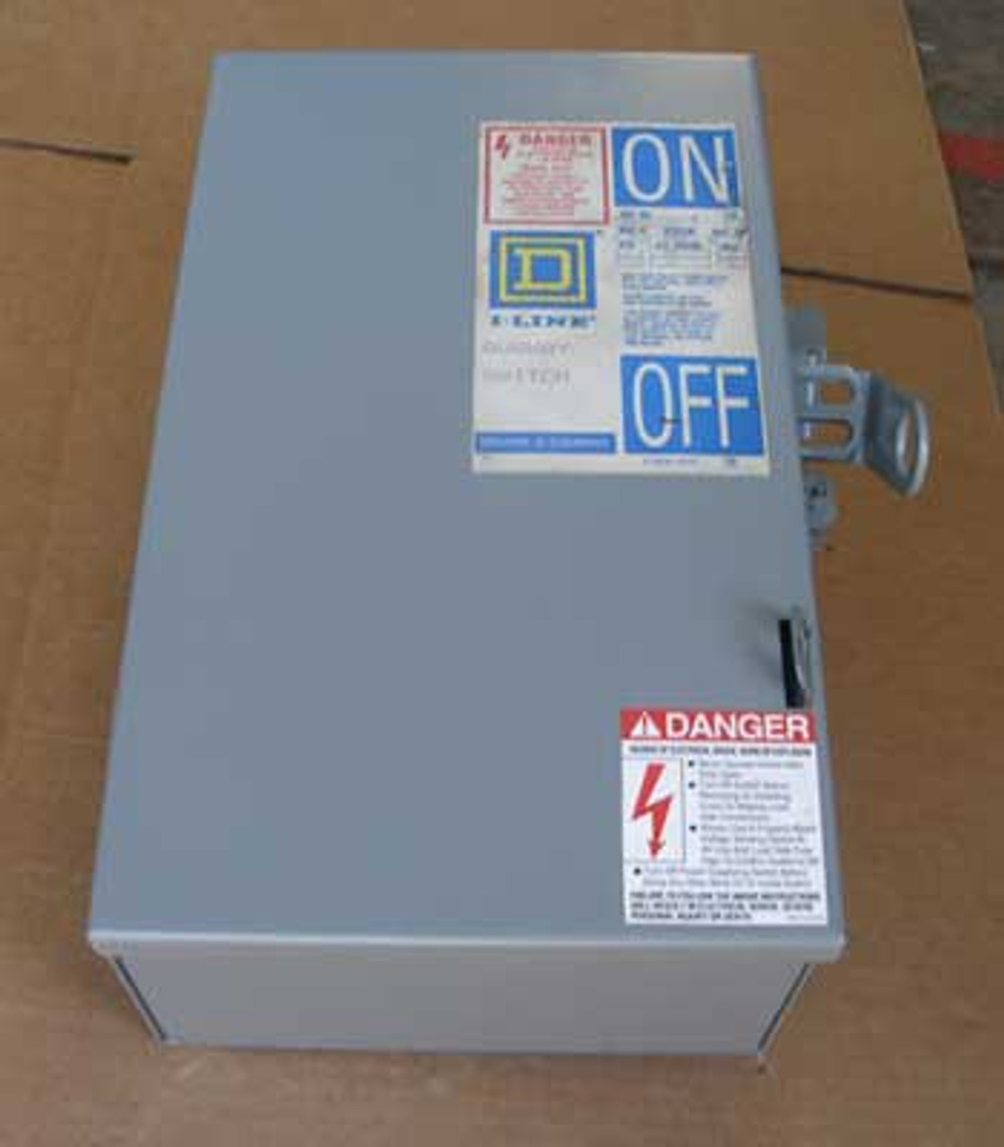 Square D PQ3603G 3P 30 Amp 600V Fusible Busway Switch - Reconditioned