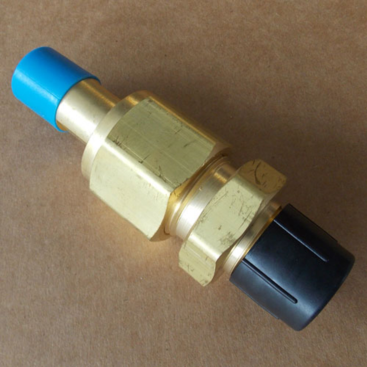 Western WMC-3-7 D Size x 3/4" NPT Connection - New