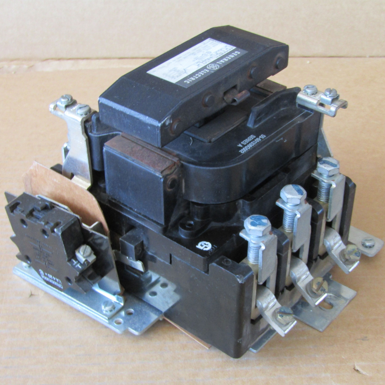 General Electric CR305F0**AALH SZ 4 Magnetic Contactor 150A 3PH 115-120V Coil - Used