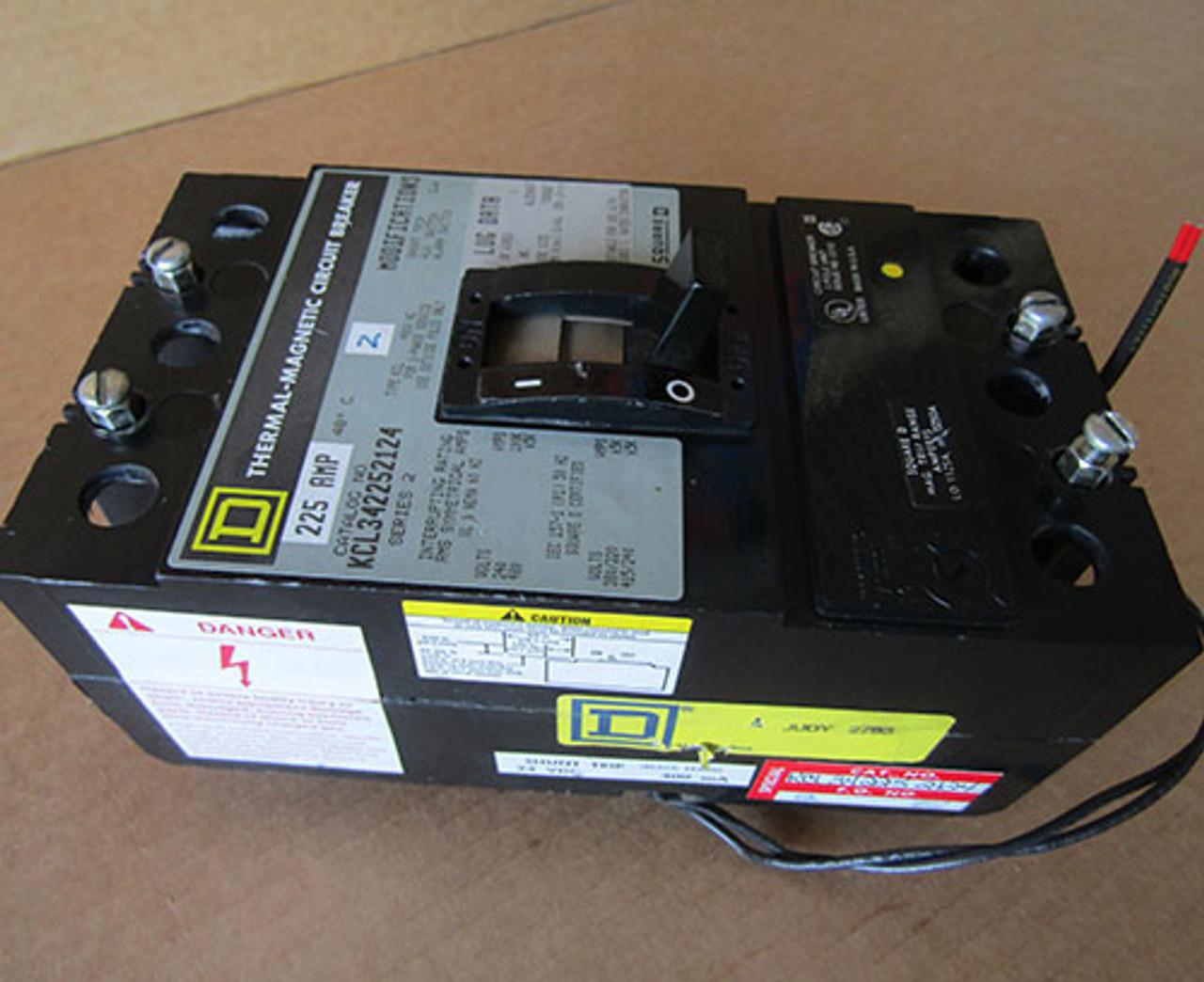 Square D KCL34225-2124 3P 225A 480V 65K Circuit Breaker w/ Shunt Trip, Aux & Alarm Switch  - Used