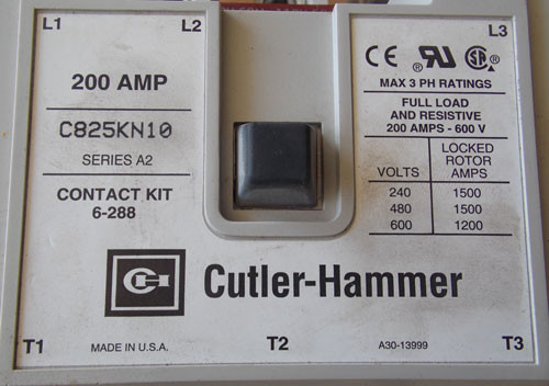 Cutler Hammer C825KN10 Magnetic Contactor 3PH 200A 120V Coil Series A2 - Used