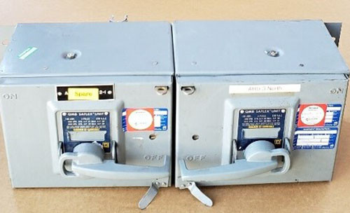 Square D QMB3610T 3 Pole 100 Amps 600VAC Twin Saflex Panelboard Switch - Reconditioned